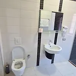 Hotel Frekel Yzberishti