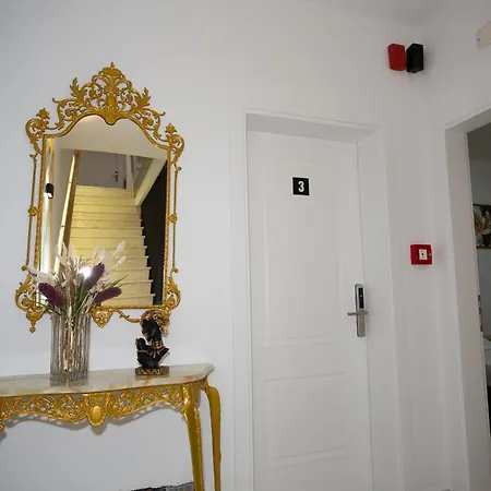 Hotel Frekel Yzberishti