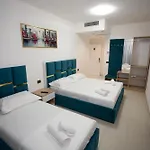Frekel מלון 3*