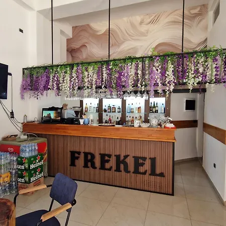 Hotel Frekel Yzberishti