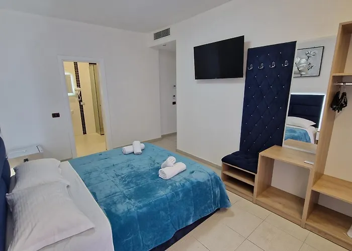 Frekel Hotel Yzberishti